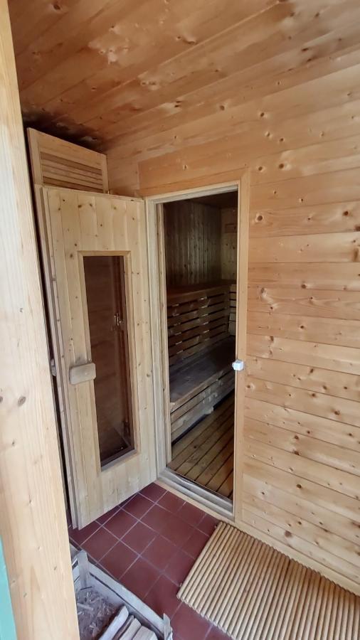 Ferienwohnung In Peetzig Am See Angermunde Dış mekan fotoğraf